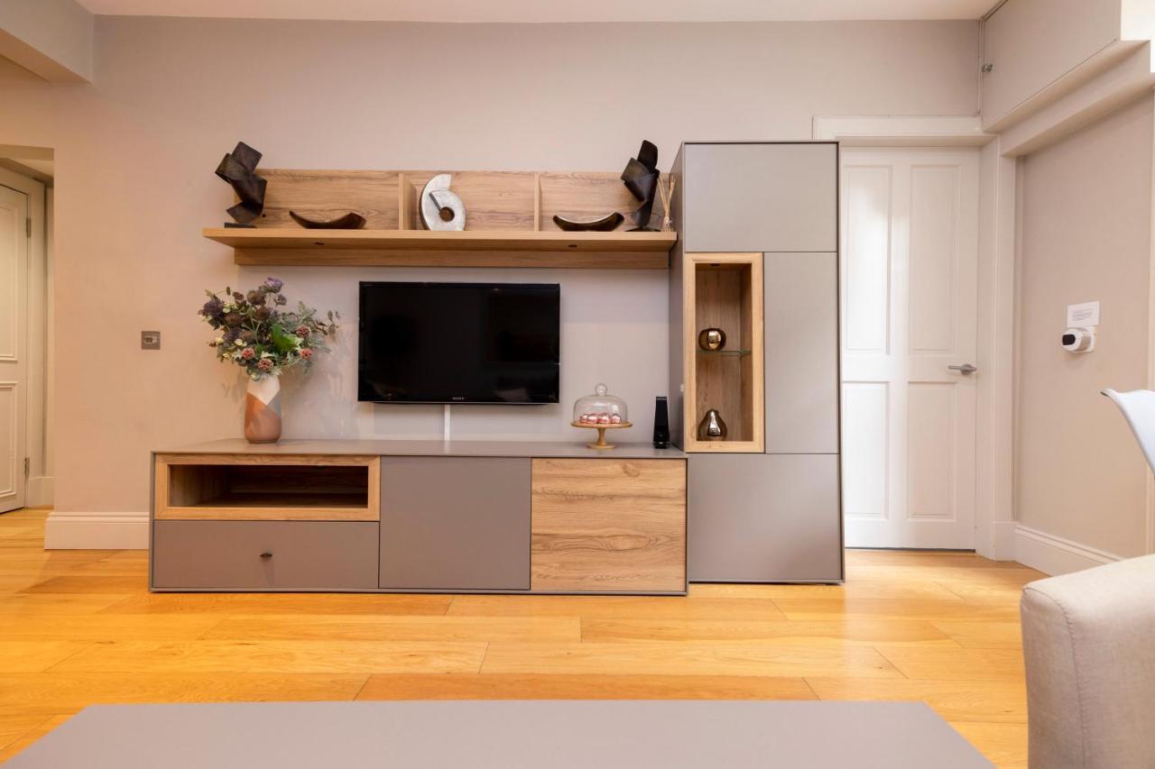 Joivy Splendid Flat Near Edinburgh Castleアパートメント エクステリア 写真