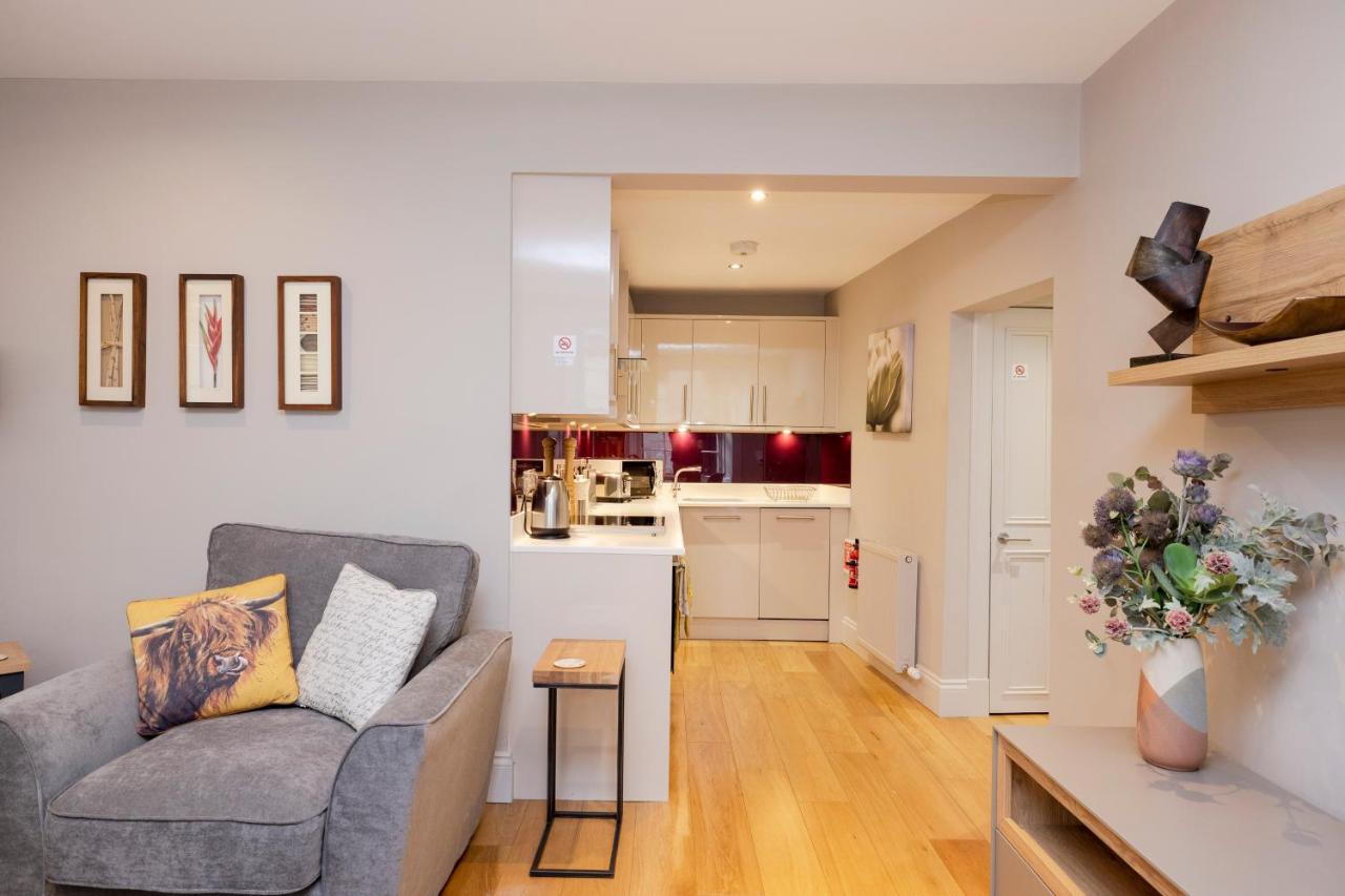 Joivy Splendid Flat Near Edinburgh Castleアパートメント エクステリア 写真